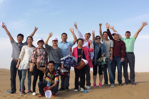 每個人的臉上都充滿著幸福與快樂