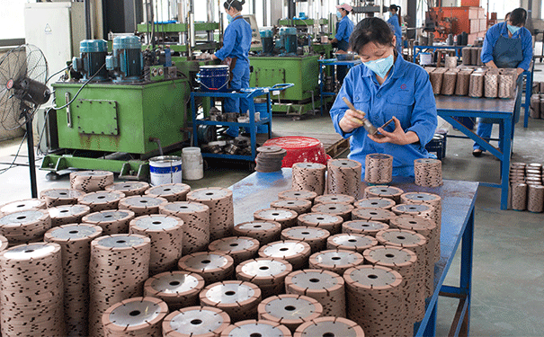 金剛石鋸片熱壓工藝生產廠家哪家好？