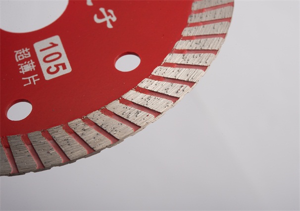 使用陶瓷切割片鋸切的瓷磚有哪些優(yōu)點？